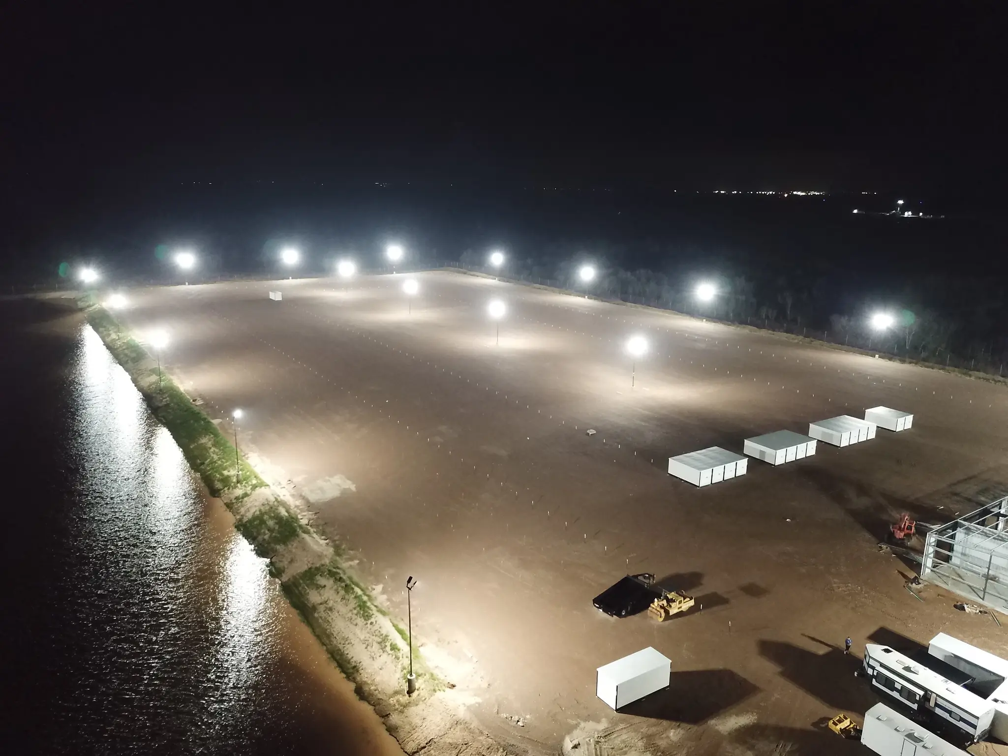 LockRig Storage & Parking Services